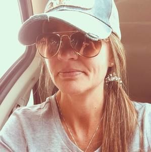 Meet your Posher, Crystal